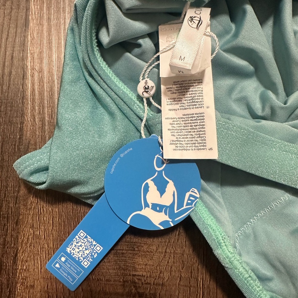Cupshe NWT One Piece bathing suit medium - Picture 4 of 4